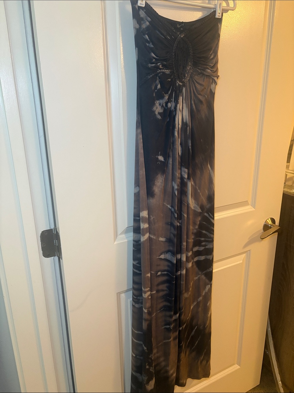 Sky Strapless Tie-Dye Maxi Dress in Black and Brown- Needs Minimal Repair 🪡🧵 - Picture 4 of 9